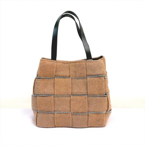 【sold】 ALMA TONUTTI Wool Felt Bag Camel ★50%OFF★