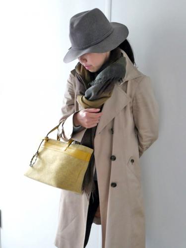 プラチナム Wool Felt Tote Giallo